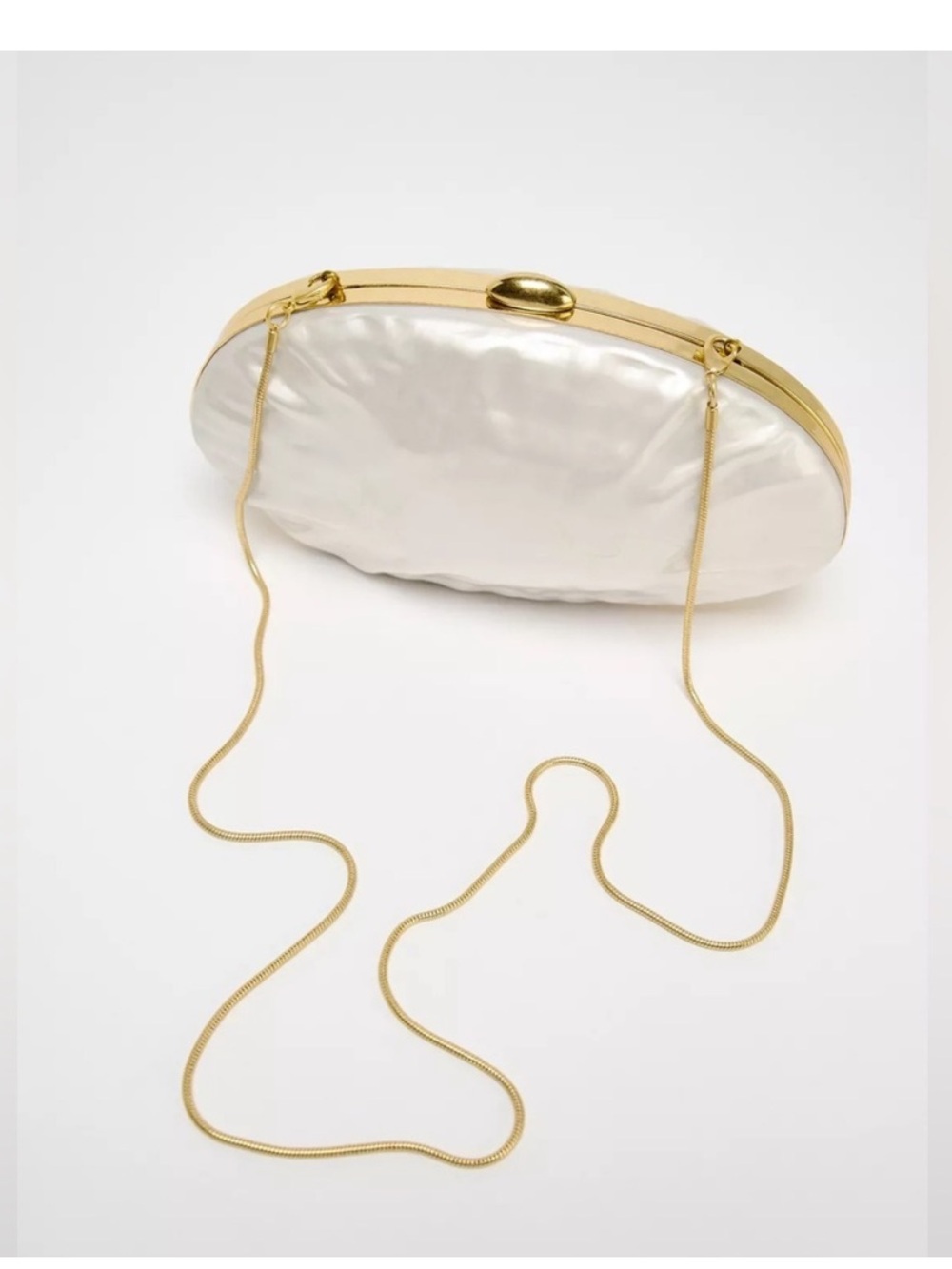 Zara NWT Pearl Oval Box bag Clutch with Gold Chain Strap